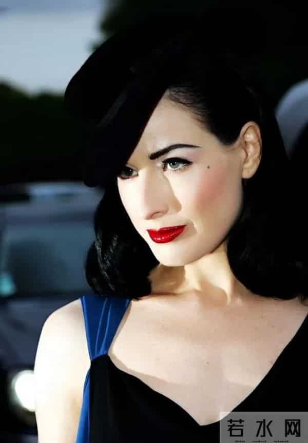 世界第一脱衣舞娘