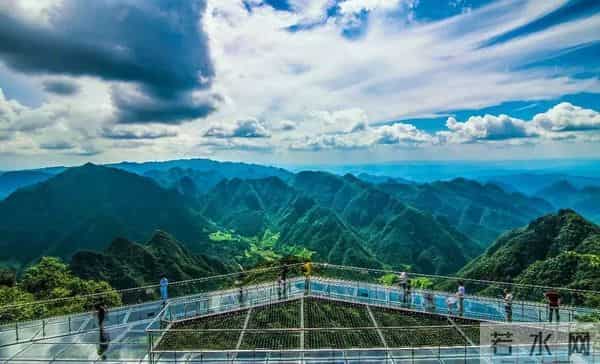 隆鑫花漾的山谷