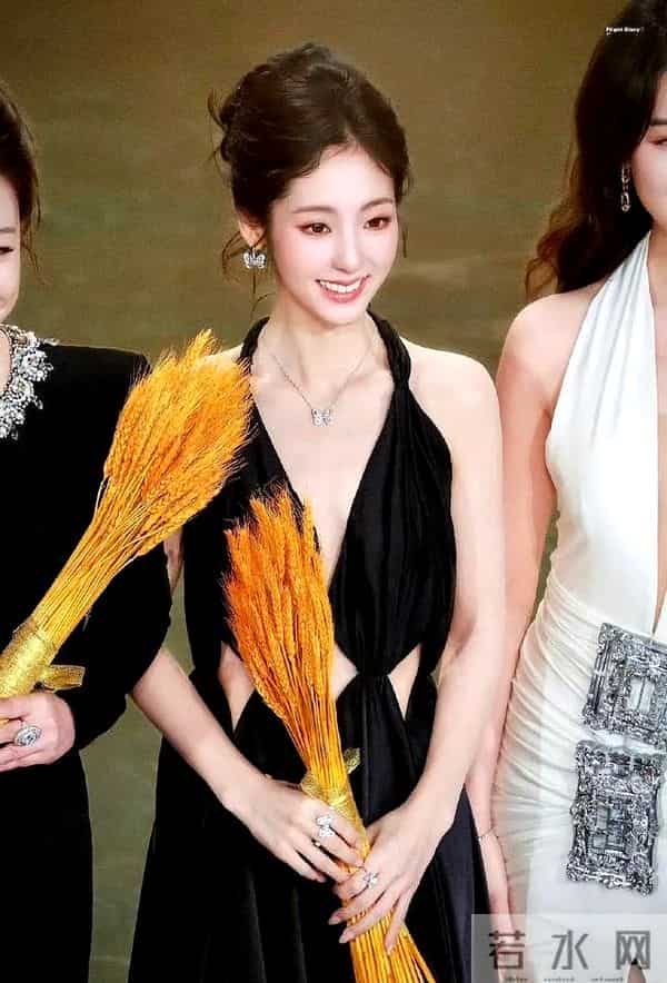 高校老师称谈恋爱要有唯一性