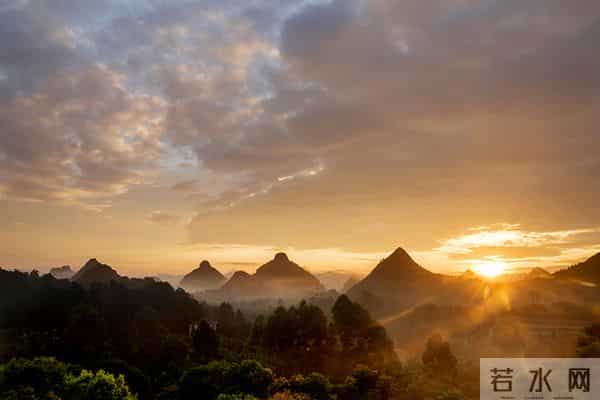黔西南景点:探访阳光黔西南|收藏这份四天三晚打卡全攻略 助你五一玩转黔西南
