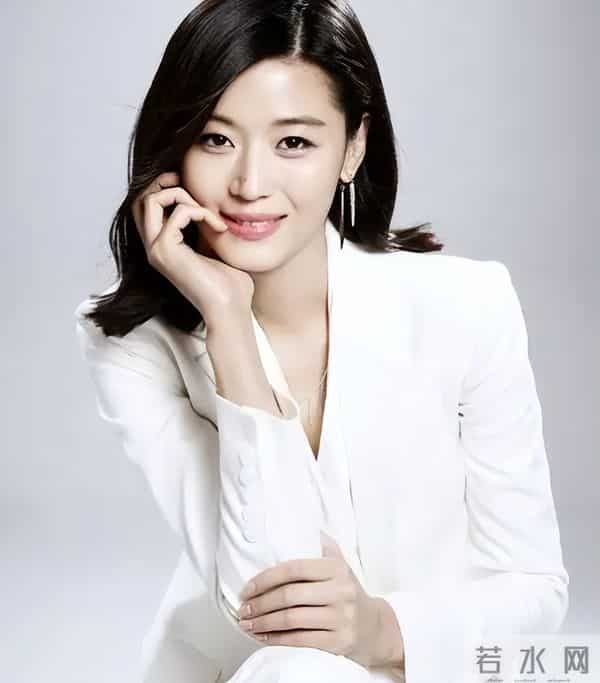 张元英是中国人吗