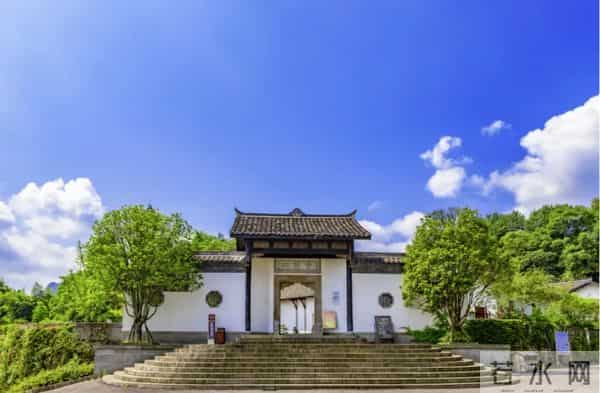 重庆打折网：周末圈 - 免费+半价！重庆妹儿快来“捡趴活”~