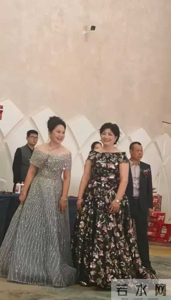 义乌陪嫁12亿新娘被扒