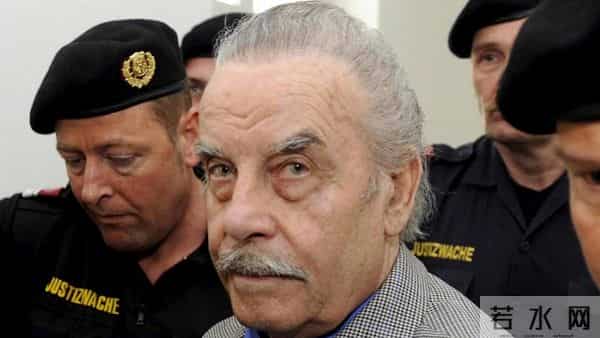 兽父：阿根廷57岁兽父被捕，性侵女儿20年生下4个孩子