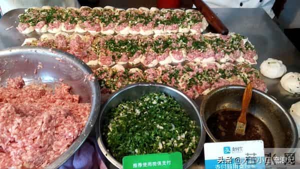 果儿姐：贵州不但有暖心的王果儿和有趣的毛毛姐，更有独特的美食，好嗨哟