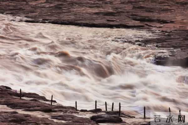 潼关吧：惊艳又震撼！从没有人像他这样，把一条河写成一片海