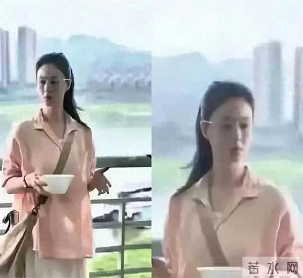 重庆艾薇儿:41岁的蒋欣在重庆炸街,瘦成排骨胸筷子腿仍凹凸有致有魅力