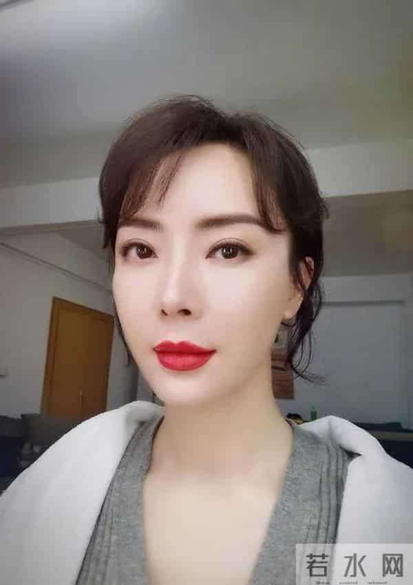 柳岩整形前后对比