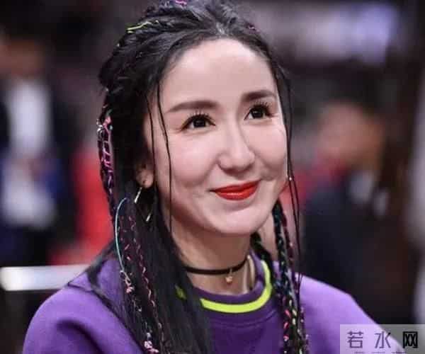 柳岩整形前后对比