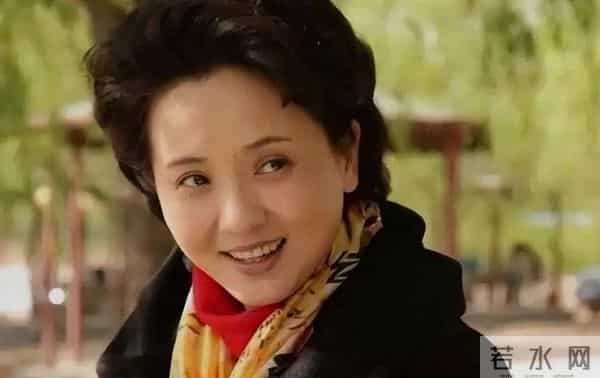 我妈三十多岁很漂亮