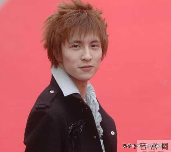 古巨基割双眼皮