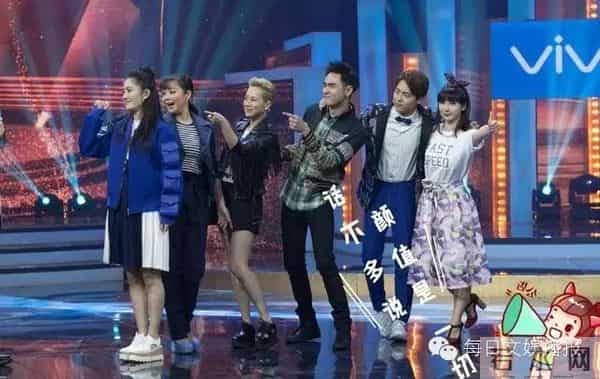 柳岩整容前后对比照