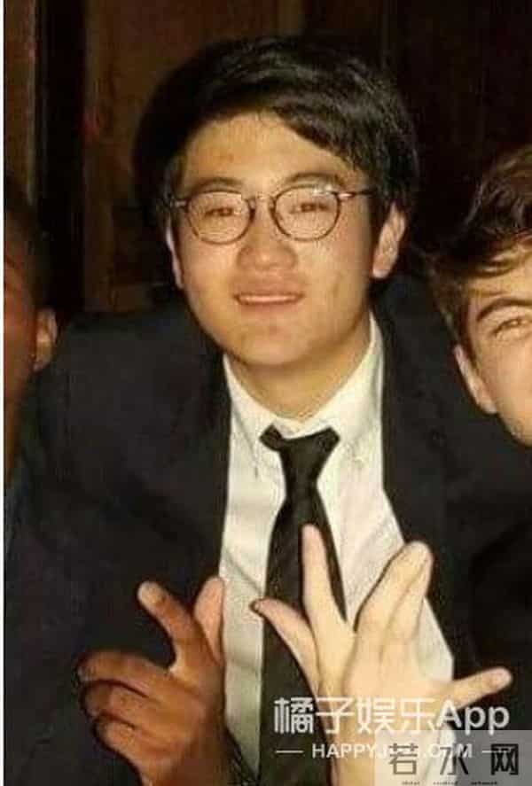 美瞳论坛:有钱有颜!三星公主李元珠颜值赶超爱豆,现实版《继承者们》