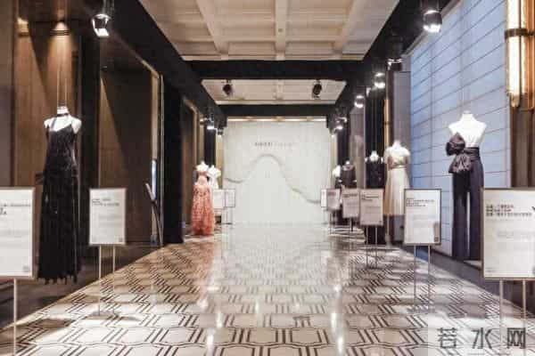 欧碧倩:OBEG25周年时光秀举行 双品牌体系发布