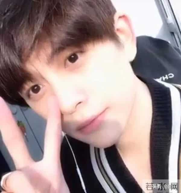 呛口的小辣椒结婚照