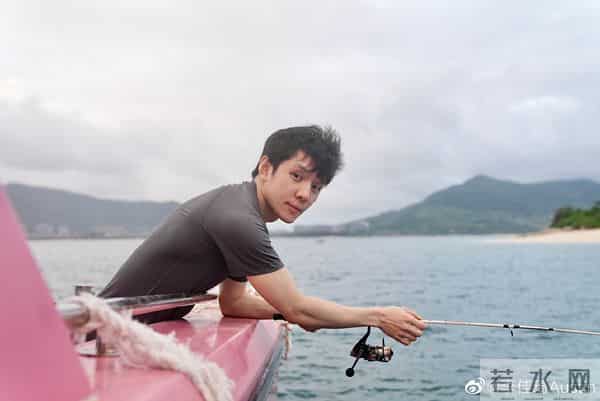 李佳琦直播间怎么停播了