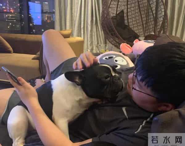 苏小妍直播漏内裤