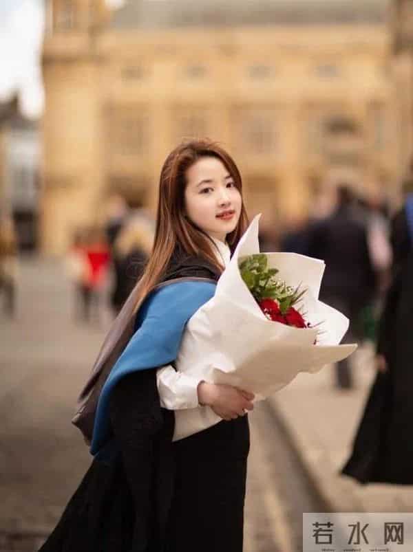 朱雯琪：深国交校友朱雯琪斩获全球数学大奖：坚持所爱，一定会守得云开见月明