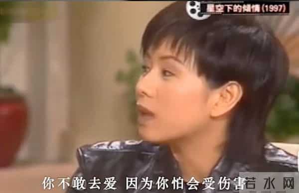 周星驰结婚:60岁周星驰至今未婚,不是因为朱茵