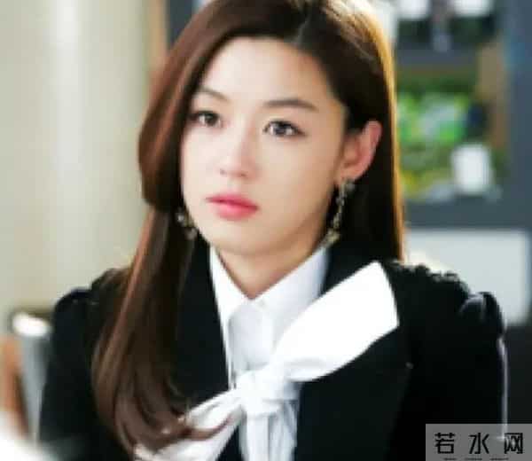 张元英是中国人吗