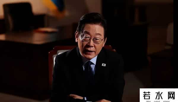特朗普施压韩国！交巨额“保护费”，韩强硬回应：或面临金融危机