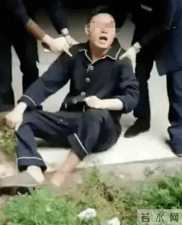 姐弟坠亡案母亲称生父女友多次狡辩