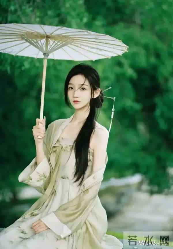 谭晓凡：谭晓凡——气质女神