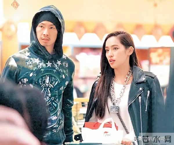 月事妹是谁:何超莲否认婚变 - “豪门赘婿”不好当,感情混杂利益,狗血一地?