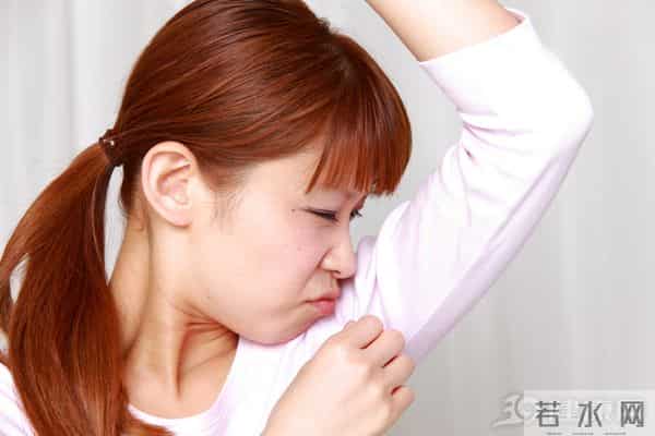 腋毛论坛:世界上80%的人有体臭,在中国却80%的人“无味”,原因何在?