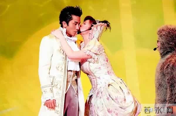 官恩娜个人资料