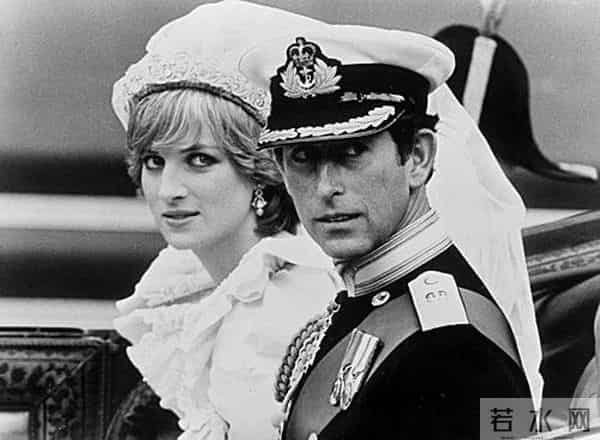 qq狗仔队:揭秘杨幂、李现偷拍事件背后的罪魁祸首——大陆狗仔队的运作机制