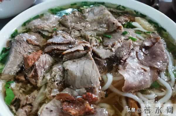 果儿姐：贵州不但有暖心的王果儿和有趣的毛毛姐，更有独特的美食，好嗨哟