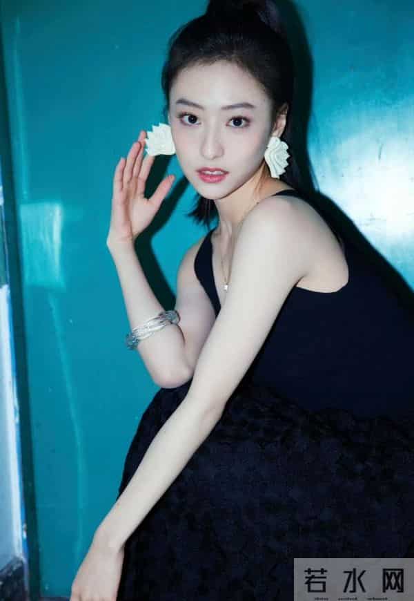 胡连馨和于适视频截图