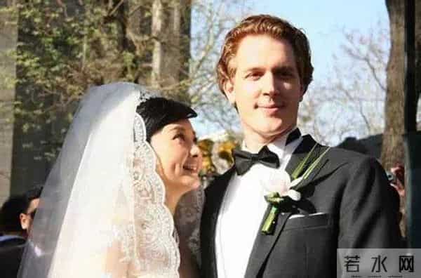 袁立华表奖:两度闪婚、撕遍半个娱乐圈,怼天怼地的袁立被前夫骂“不要脸”?