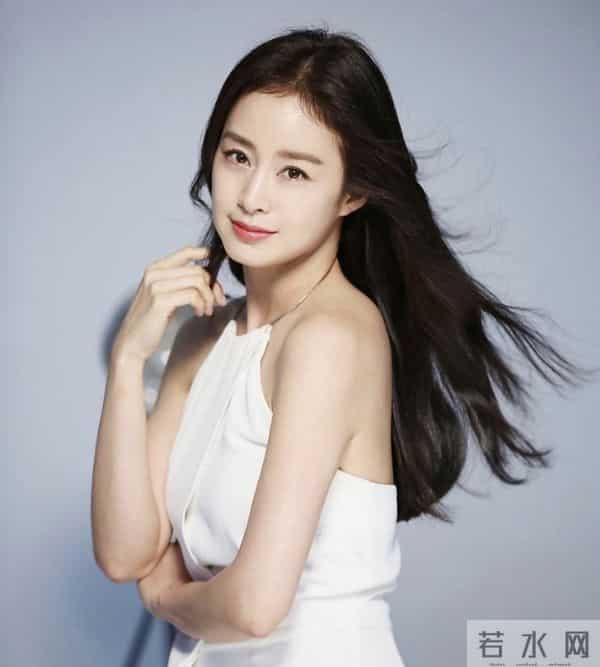 rain:曝韩流鼻祖Rain出轨!高尔夫女球手长相酷似其老婆,本尊火速回应