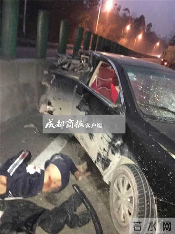 成渝立交内侧车祸