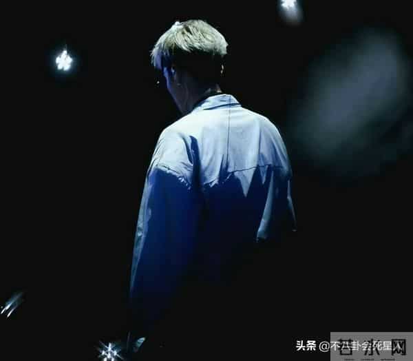 八卦论坛:40位明星发声、官方通报,一夜之间半个娱乐圈都动了