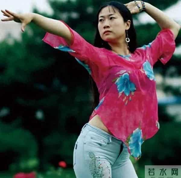 芙蓉姐:“芙蓉姐姐”:从万人嘲笑到身家过亿,她才是最清醒的那一个