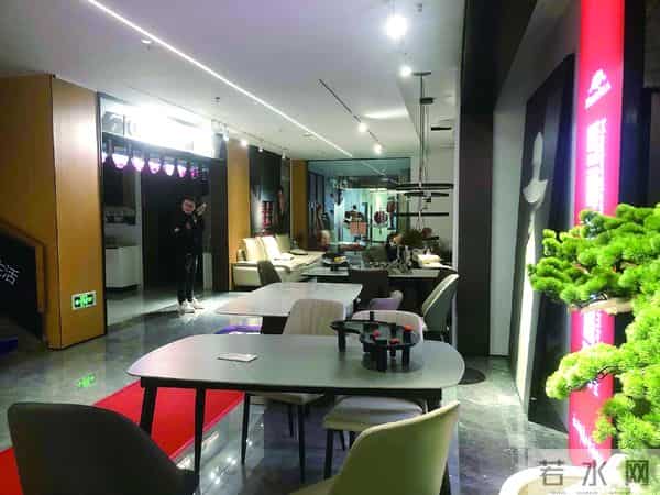 俏业家：重庆知名装修公司俏业家“跑路”了？派出所正在调查，希望业主去登记