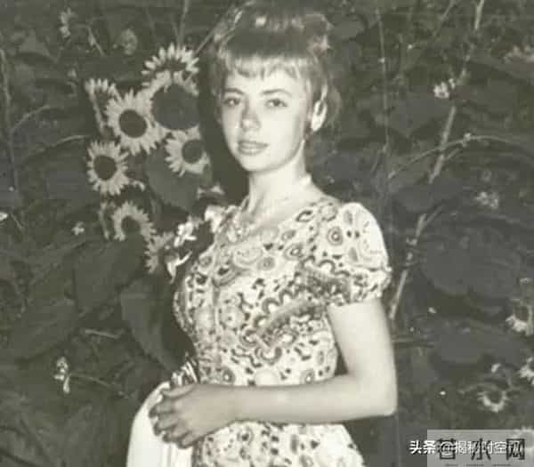 德国空难：空难惊魂：17岁德国少女千米高空坠落生还，汽油清洗伤口扯出蛆虫