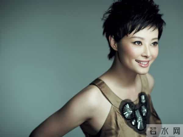 袁立华表奖:两度闪婚、撕遍半个娱乐圈,怼天怼地的袁立被前夫骂“不要脸”?