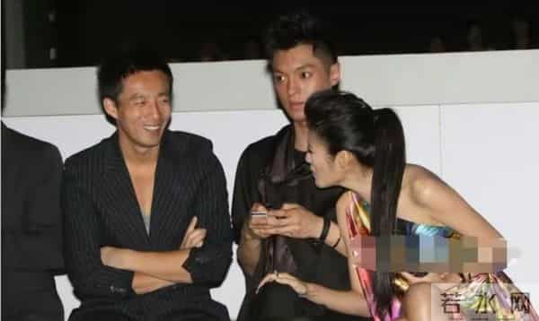 王珂的父亲:汪小菲中年失婚,王珂被嘲软饭男,风格一时的京圈四少令人唏嘘