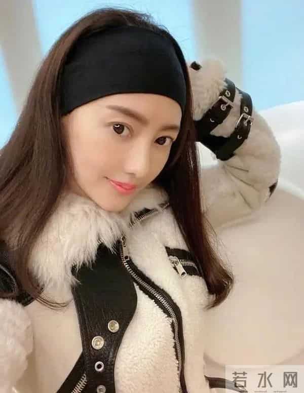 刘真的鞋子：刘真去世前状况曝光！脚趾都被截去，小S听闻后泣不成声！