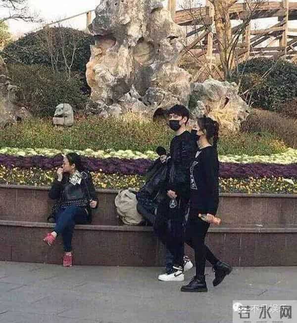 冯绍峰林允甜蜜同居