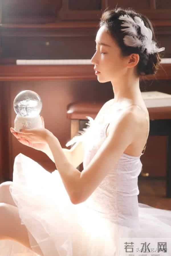 谭晓凡：谭晓凡——气质女神