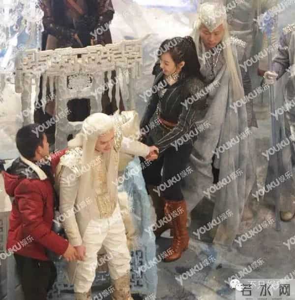 冯绍峰林允甜蜜同居