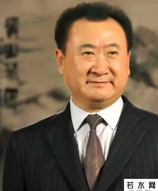 71岁王健林被限高消费，近照骨瘦如柴，在日本的思聪也传来坏消息
