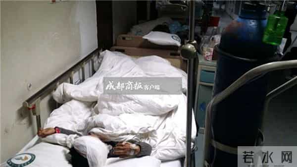 成渝立交内侧车祸