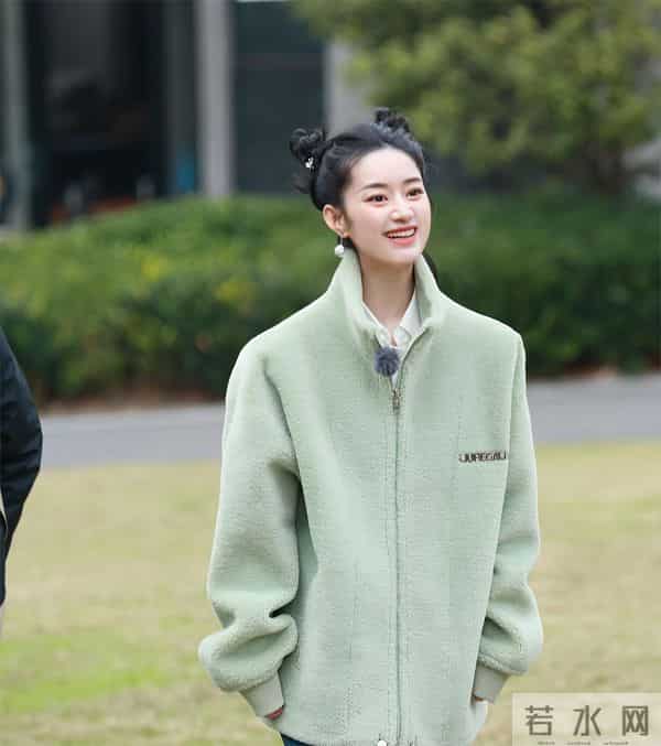 卢洋洋何与是真情侣吗