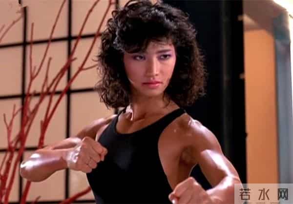 西协美智子：63岁西协美智子离婚！25年前嫁洋老公生混血儿，前夫已另娶他人